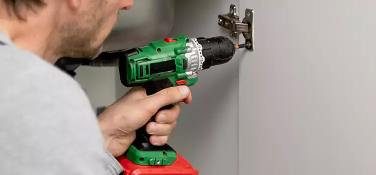 Commercial Door Hinge Repair Strathmore